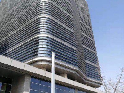 临港自贸区中心3.5万平方大厦出售